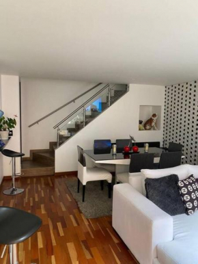 *Modern Home*1a location*Near Airport*With Parking
